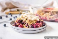 Luscious Gluten-Free Blueberry Crisp