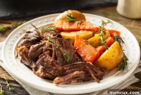 Effortless Slow Cooker Tri-Tip Roast with Garden Vegetables