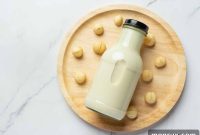 Creamy Homemade Macadamia Milk
