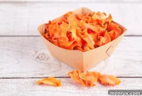 Homemade Dehydrated Carrot Chips