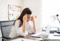 Sip Away Headaches: 7 Herbal and Caffeinated Teas for Relief