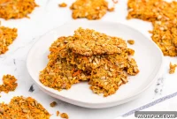 Wholesome Carrot Crackers: Fresh or Pulp