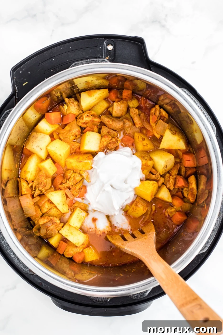 instant pot chicken curry with coconut milk.