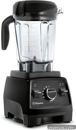A high-performance Vitamix Professional Series 750 Blender, known for its exceptional power and versatility.