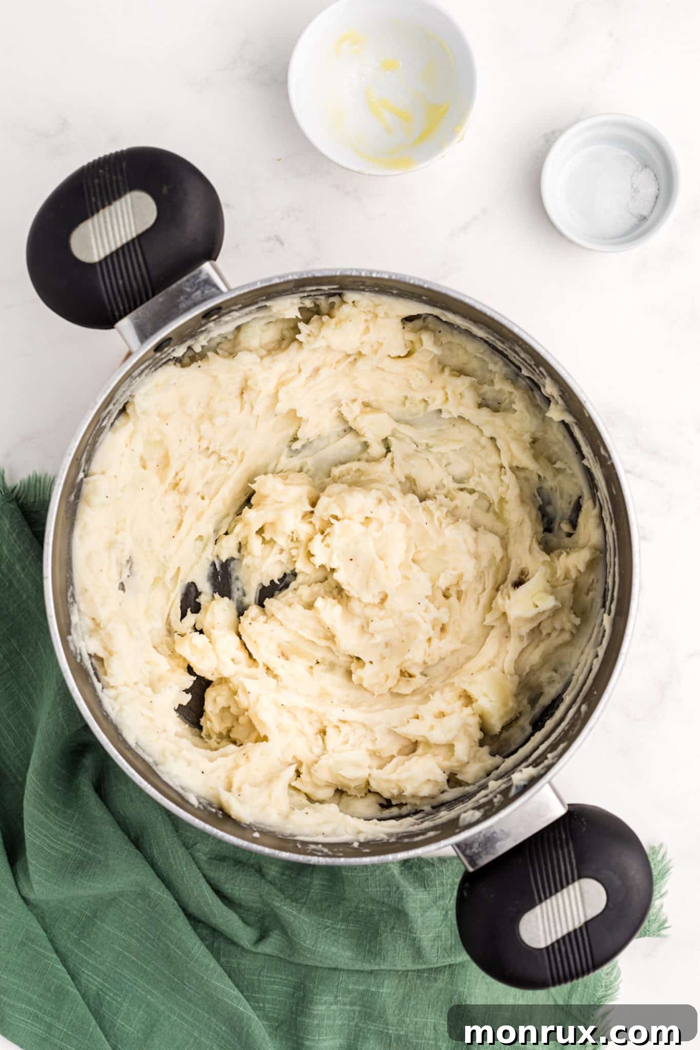 Fluffy and healthy mashed potatoes, a comforting staple for soft diets.