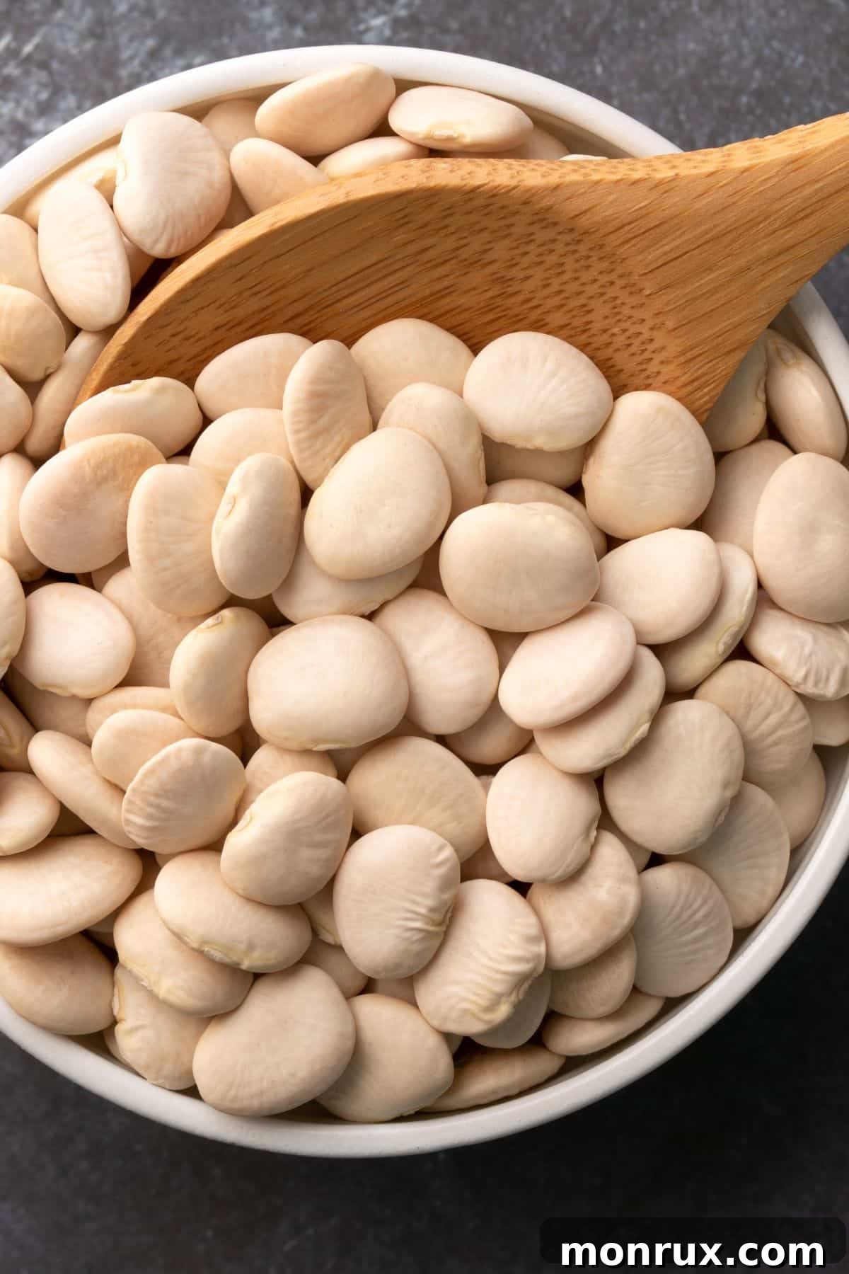 bowl of lima beans.